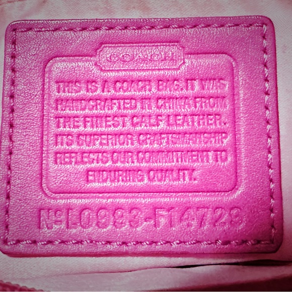 Coach Pink soho Shoulder Bag with Multicolor Scarf - Picture 3 of 17